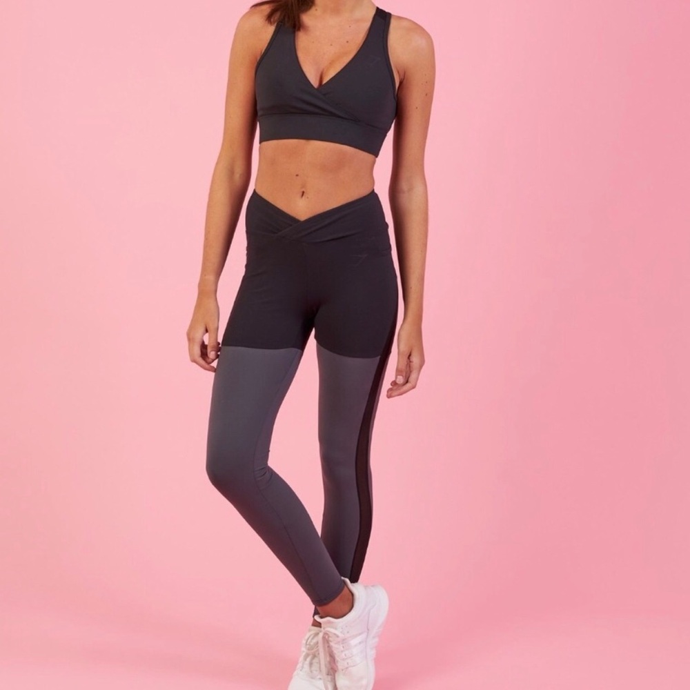 Gymshark x Nikki B Dynamic Leggings (size S)